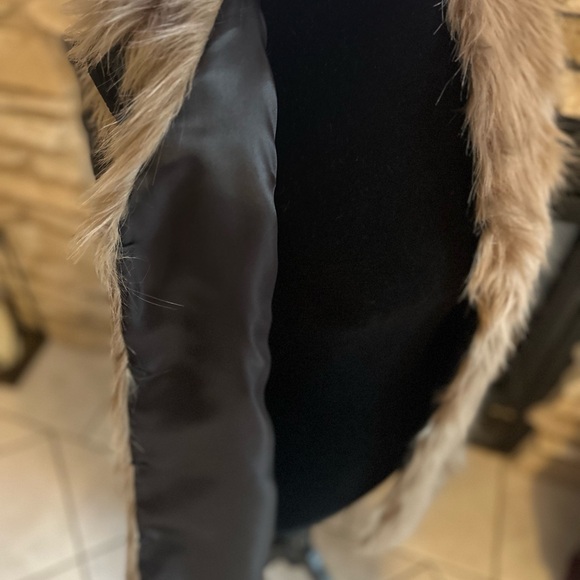 NEW Chic Wish Mid Length Brown Faux Fur Vest Size Small - Picture 8 of 9